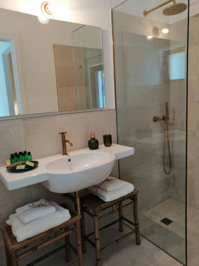 Intornoalnoce Suites Cisternino Bagian luar foto