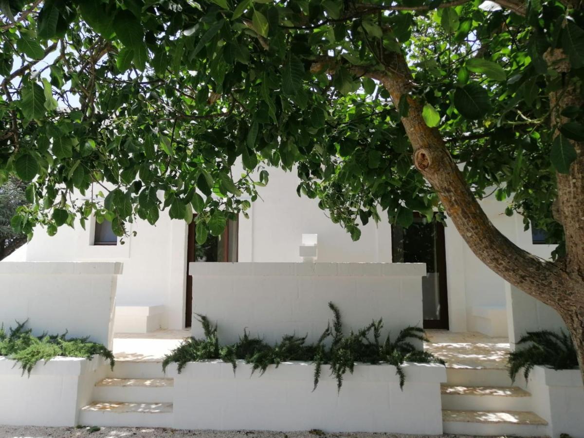 Intornoalnoce Suites Cisternino Bagian luar foto
