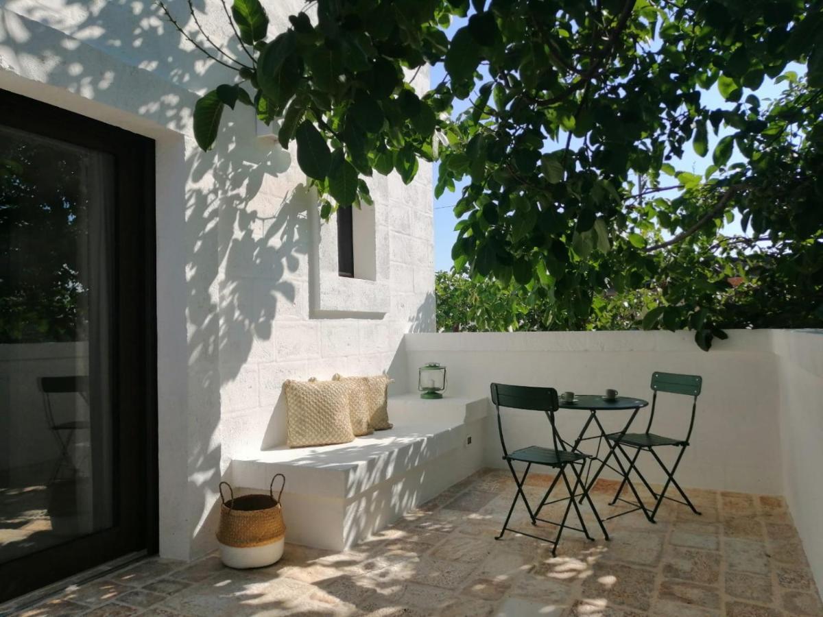 Intornoalnoce Suites Cisternino Bagian luar foto
